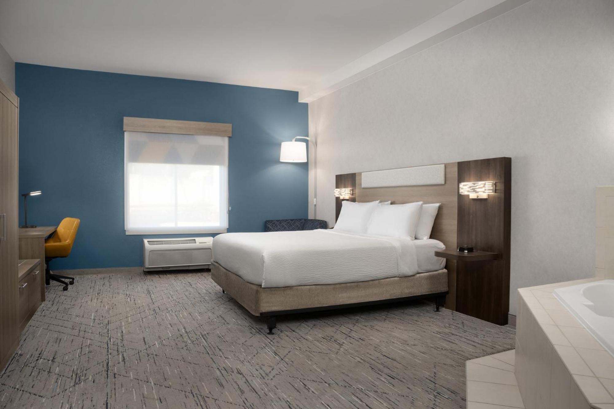 Holiday Inn Express & Suites Alexandria - Fort Belvoir By Ihg Exterior photo